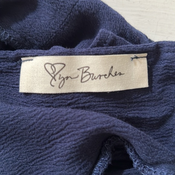 Lyn Burches Navy Blue Rayon Blouse - Picture 4 of 6